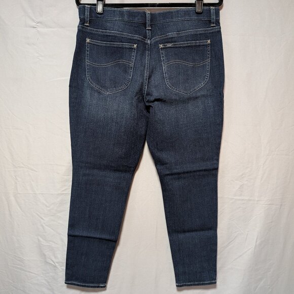 Lee Women's Dark Wash Slim Fit Skinny Leg Mid Rise Jeans Size 14 Short - Picture 4 of 7